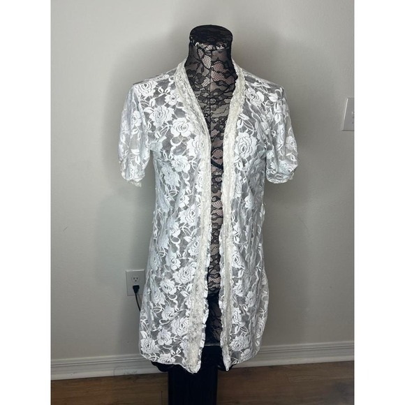 Penthouse by Ellie Shoes Sweaters - Vintage Floral Lace Cardigan Size S-L